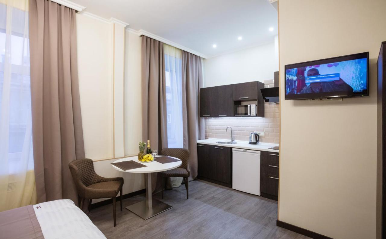 911 Apartments Khreshchatyk 키예프 외부 사진
